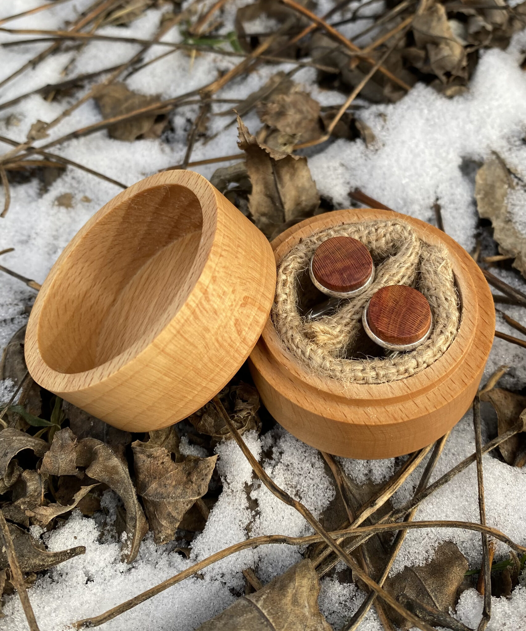 Manžetové knoflíčky III - Trnka 2026